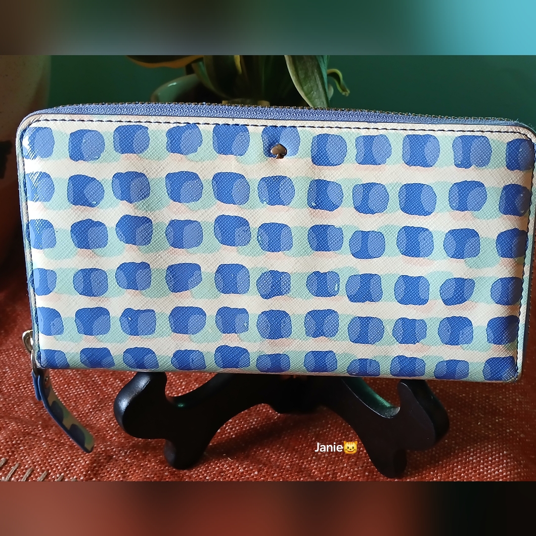 Kate Spade Nwot Cedar Street Stamped Dot Lacy Wallet (Advent Blue)